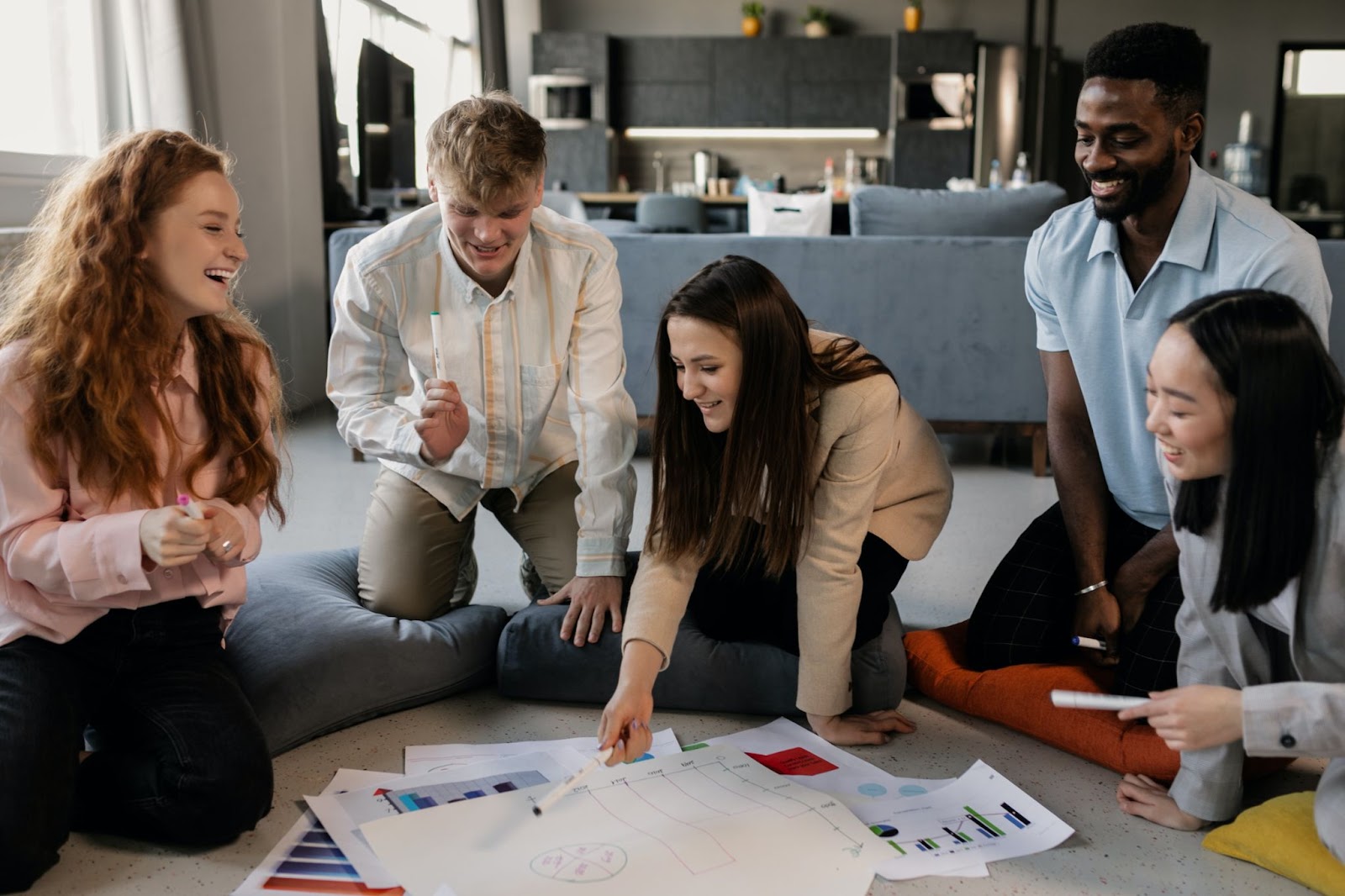 What candidates and recruiters pay attention in resume